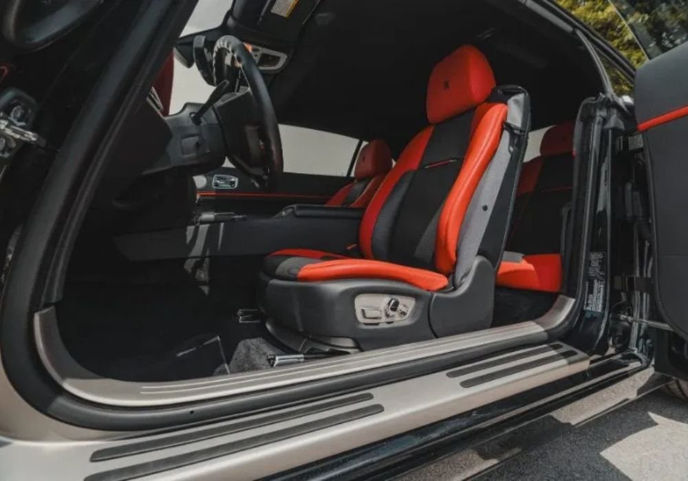 Rolls-Royce Dawn Rental | Triumphant Luxury
