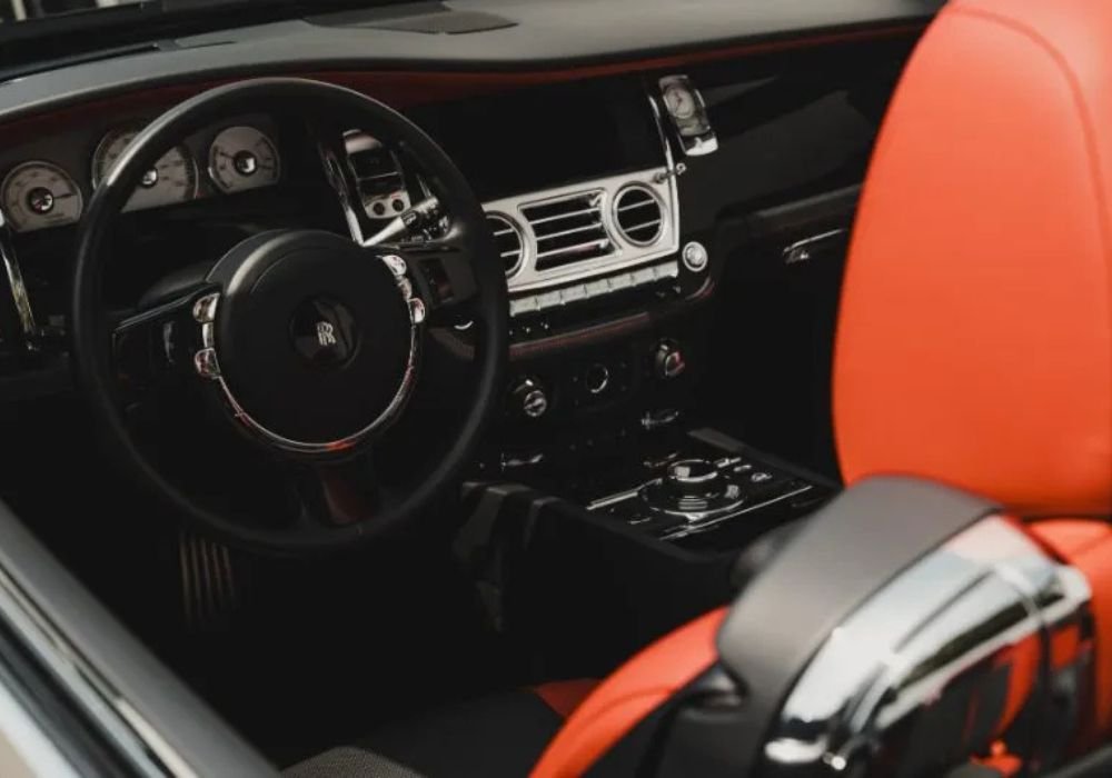 Rolls-Royce Dawn Rental | Triumphant Luxury