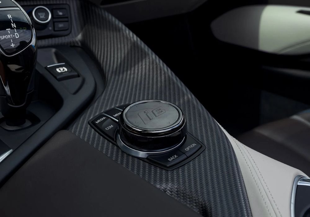 BMW i8 Roadster Rental | Triumphant Luxury