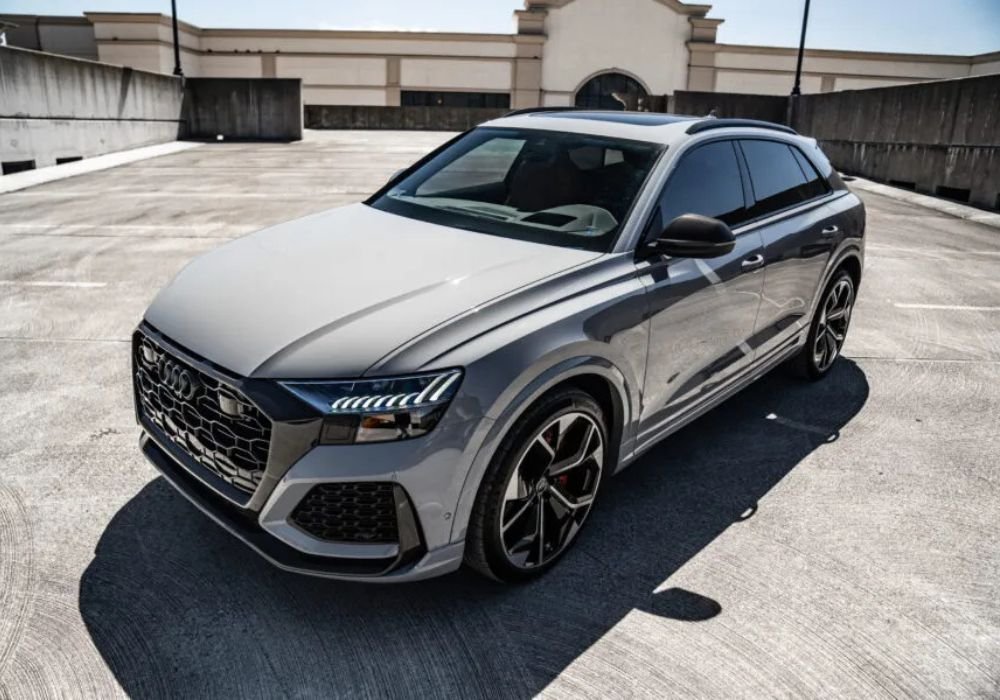 Audi RS Q8 Rental | Triumphant Luxury