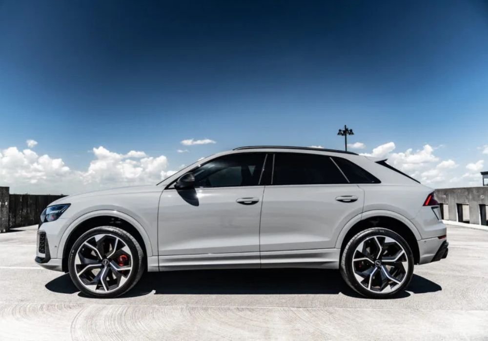 Audi RS Q8 Rental | Triumphant Luxury