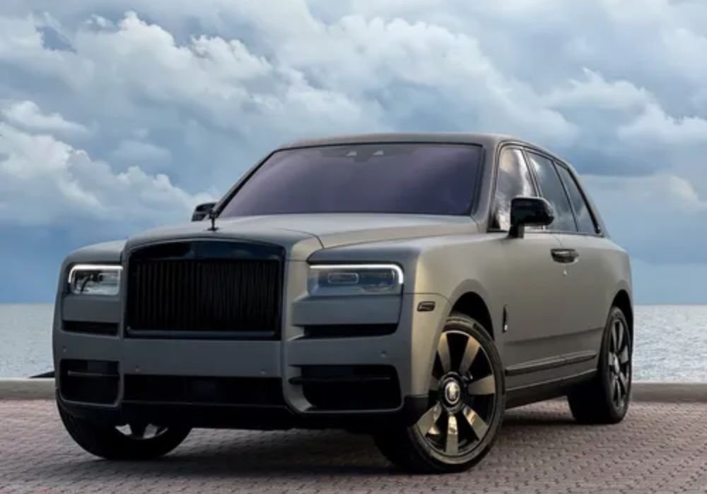 Rolls-Royce Cullinan Rental | Luxury Car Rentals | Triumphant Luxury