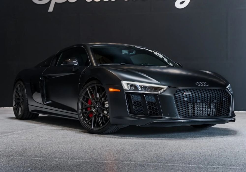 Audi R8 Rental | Luxury Car Rentals | Triumphant Luxury
