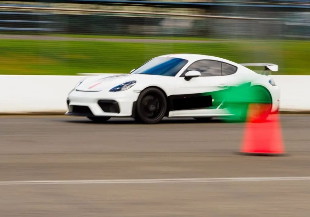 Novice Track Clinic – GT4 | Triumphant Luxury