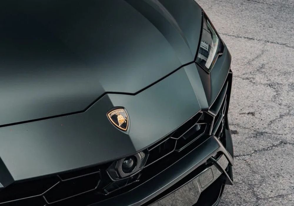 Lamborghini Urus | SUV | Triumphant Luxury