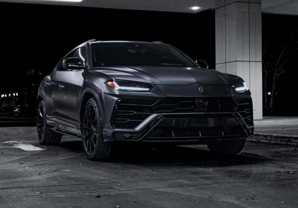 Lamborghini Urus | SUV | Triumphant Luxury