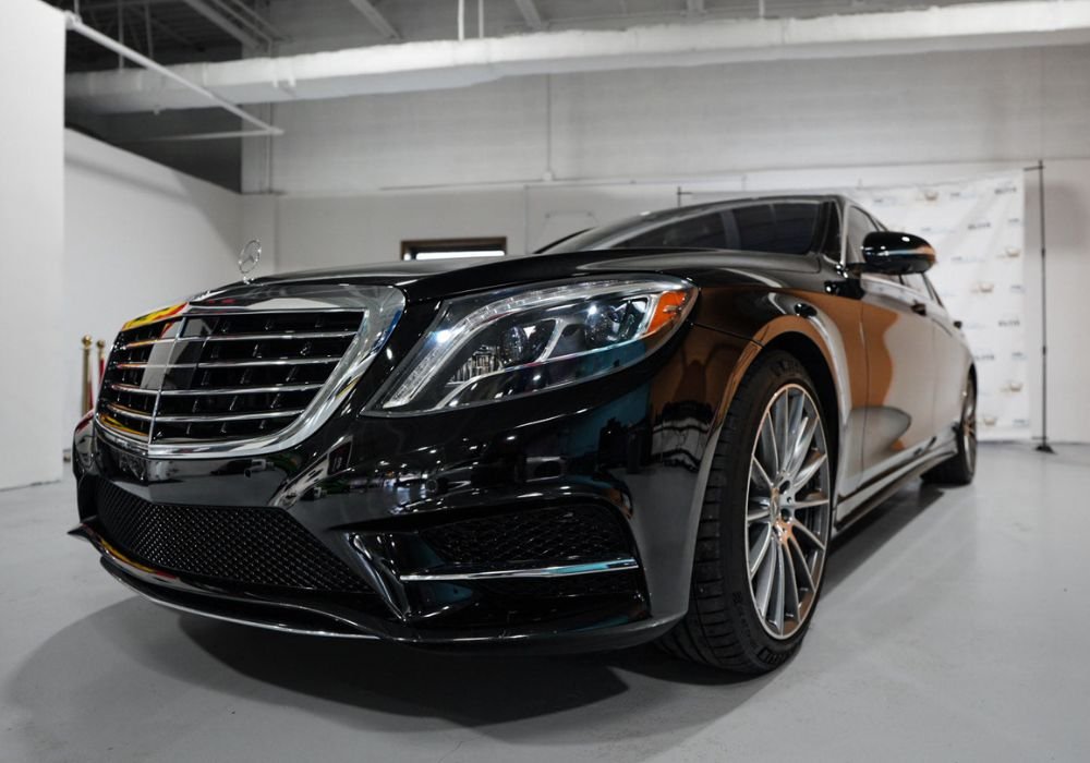 Mercedes-Benz S550 Rental Triumphant Luxury