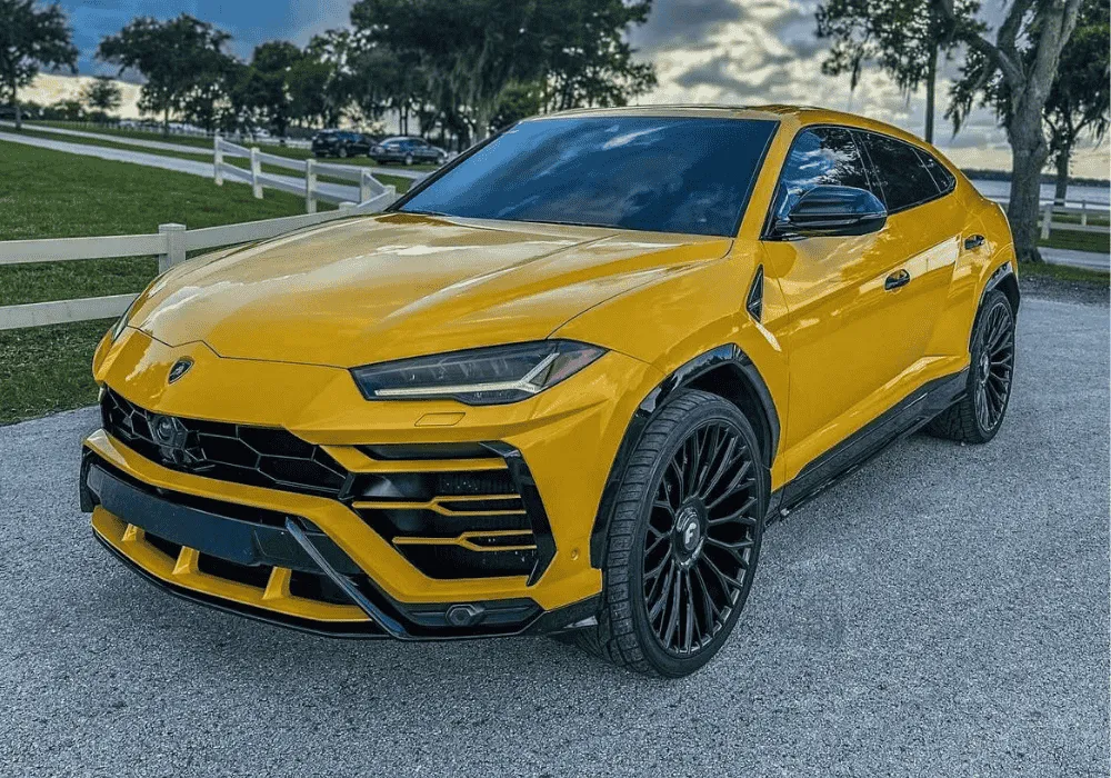 Lamborghini Urus | Exotic SUV Rental | Triumphant Luxury