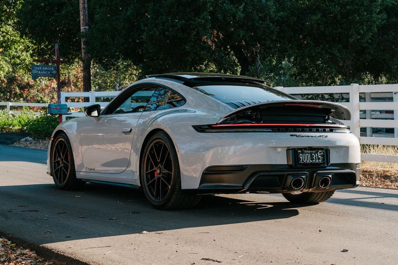 Porsche 911 Carrera 4 GTS | Triumphant Luxury Website