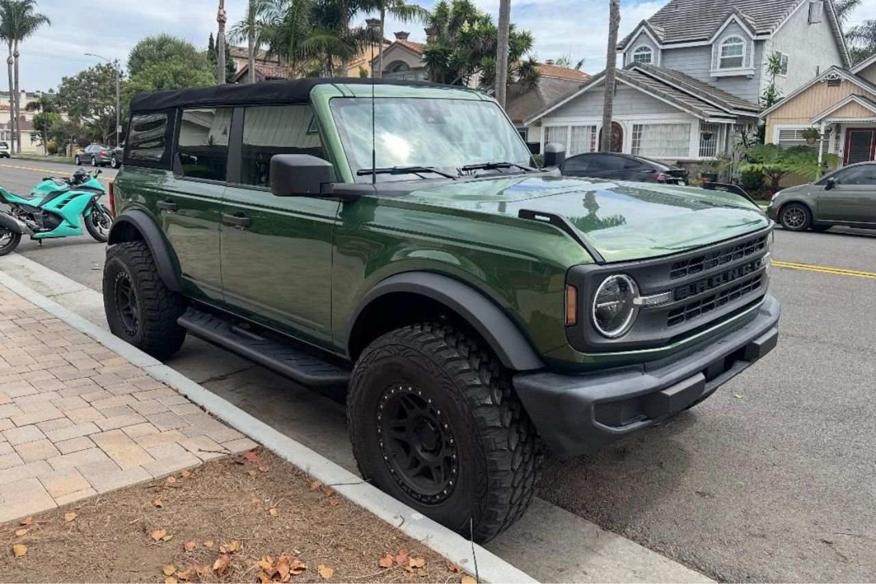 Ford Bronco 4×4 | Triumphant Luxury Website