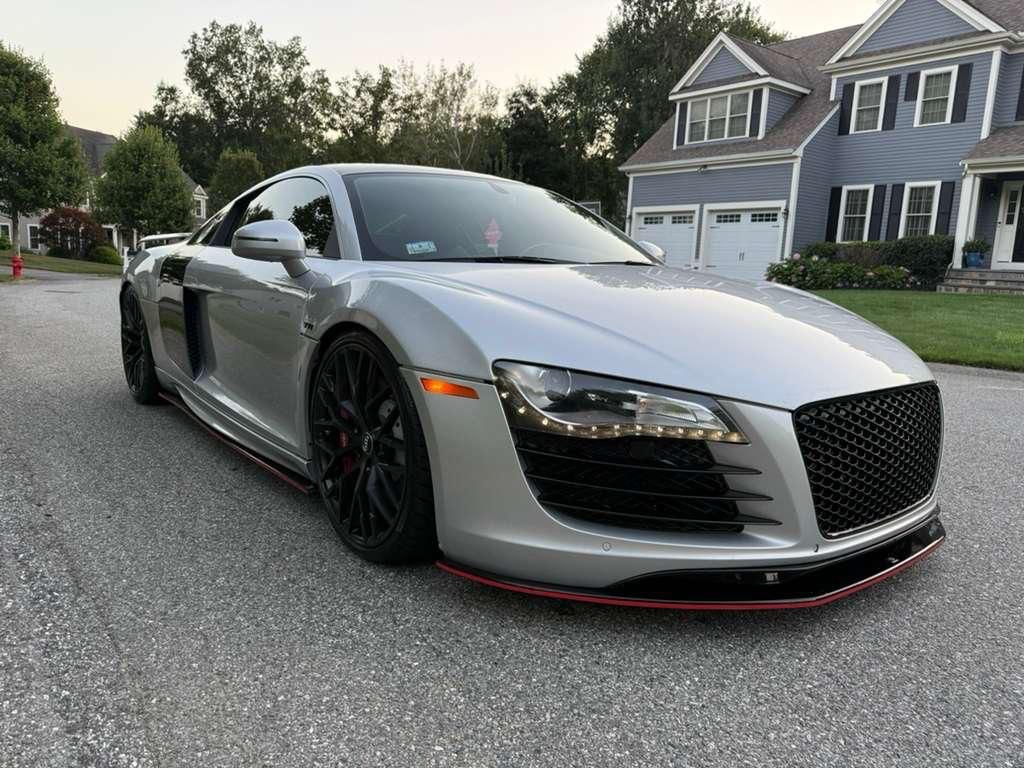 Audi R8 V8 | Triu,phant Luxury Website