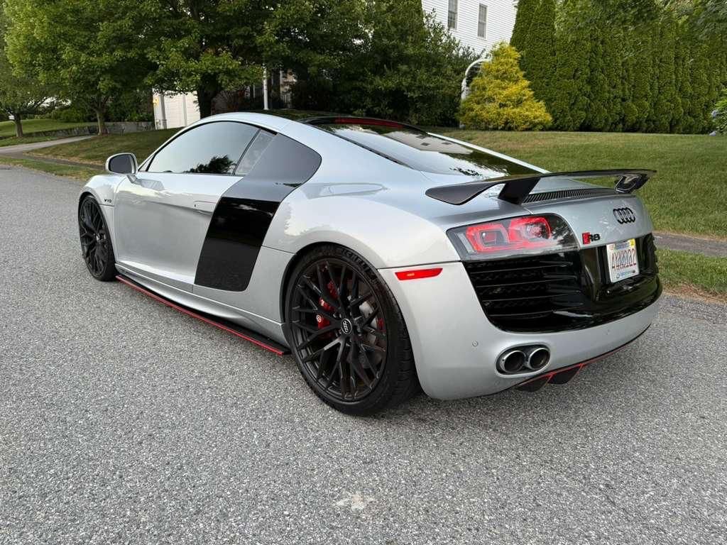 Audi R8 V8 | Triu,phant Luxury Website