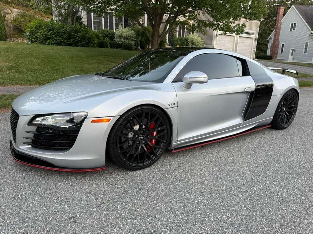 Audi R8 V8 | Triu,phant Luxury Website